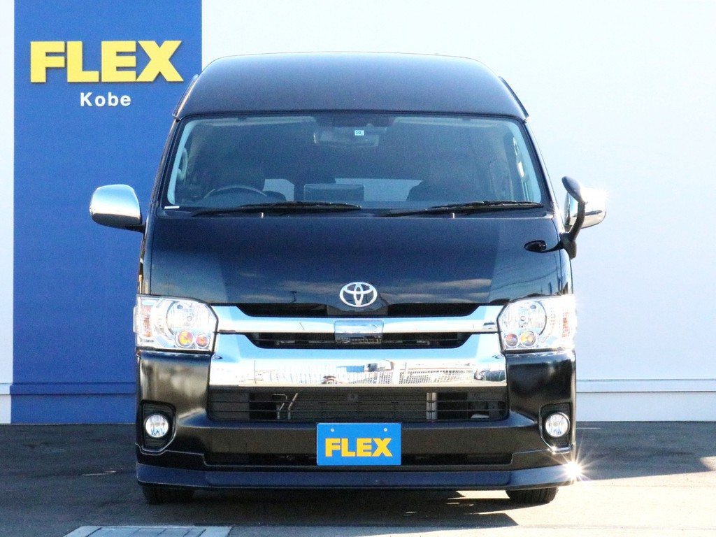 さあ、高年式低走行でFLEXアイテムを多数装着したグランドキャビンでお出かけしましょう！　中古車は現車限り、先着一名様限りとなりますのでご来店お問い合わせはお早めに！　FLEXハイエース神戸店まで！