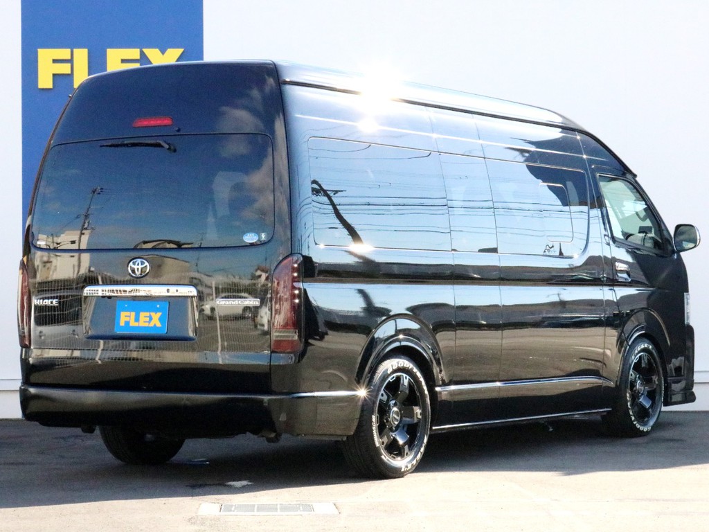 ハイエースの事なら専門店のＦＬＥＸハイエース神戸店へ！　新車中古車販売は勿論、経費が使えるリースやローンを使った販売など新たなハイエースライフを始めるお手伝いを致します！