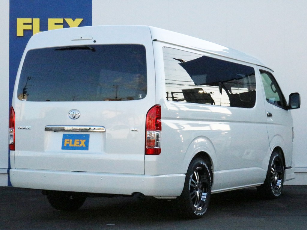 ハイエースの事なら専門店のＦＬＥＸハイエース神戸店へ！　新車中古車販売は勿論、経費が使えるリースやローンを使った販売など新たなハイエースライフを始めるお手伝いを致します！