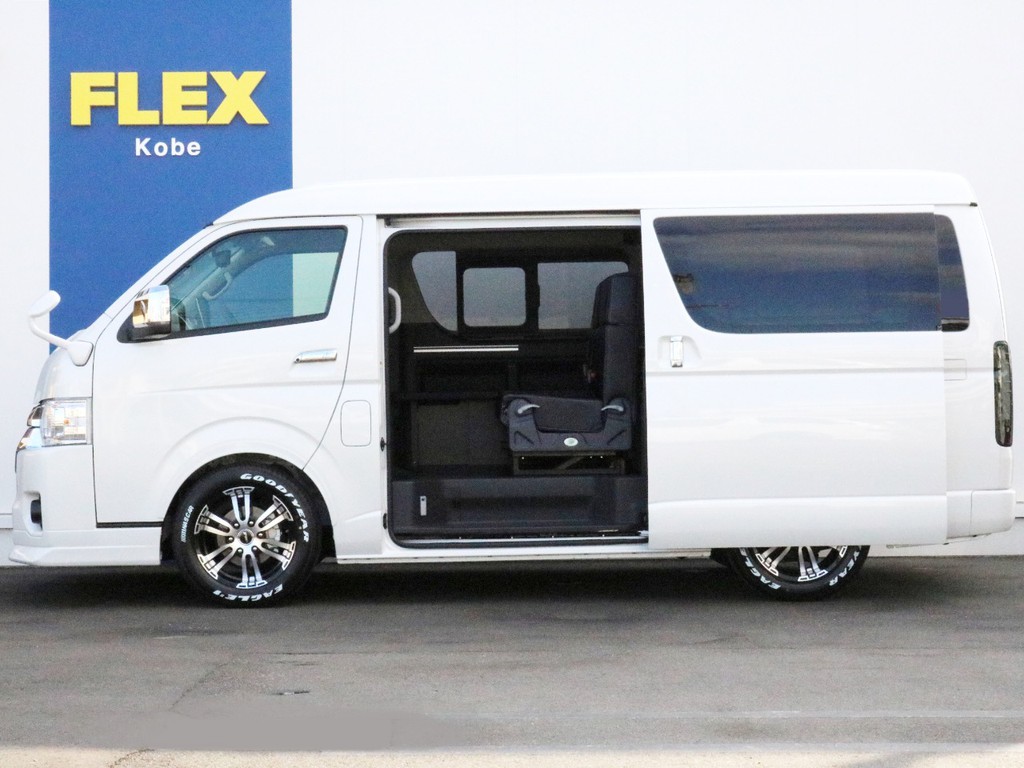 1.5インチローダウン施工済み！　車高が少し低くなることによって日々の乗り降りが少し楽になり、高さ制限のある場所への乗り入れも少し楽になります。車高公認取得するので継続車検の際も安心です。