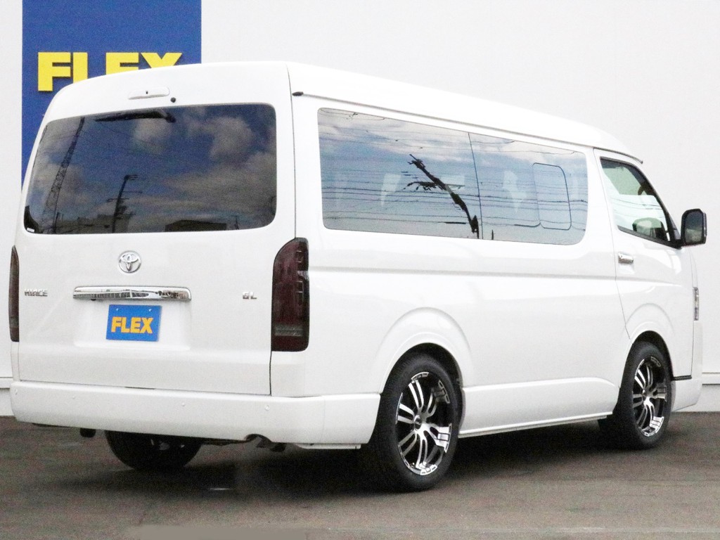 ハイエースの事なら専門店のＦＬＥＸハイエース神戸店へ！　新車中古車販売は勿論、経費が使えるリースやローンなど新たなハイエースライフを始めるお手伝いを致します！
