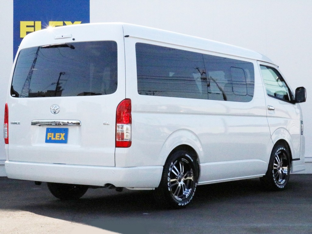 ハイエースのことなら専門店のFLEXハイエース神戸店まで！　新車中古車販売は勿論、経費が使えるリースや、ローンを使った販売などハイエースライフを始めるお手伝いを致します！