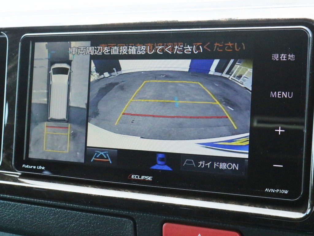 イクリプスSDフルセグナビを搭載！　ナビとしては勿論、オーディオや映像モニターとしてもご活用頂けます。バックカメラやパノラミックビューモニターの映像はナビモニターに描写されます。