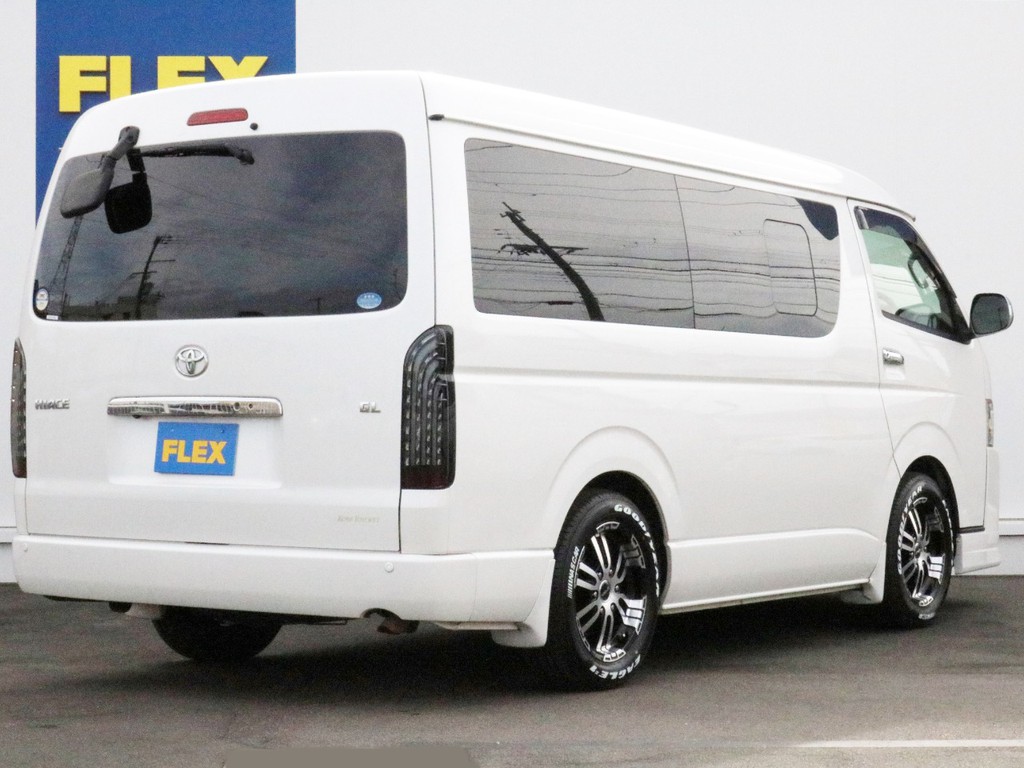 ハイエースの事なら専門店のＦＬＥＸハイエース神戸店へ！　新車中古車販売は勿論、経費が使えるリースやローンを使った販売など新たなハイエースライフを始めるお手伝いを致します！