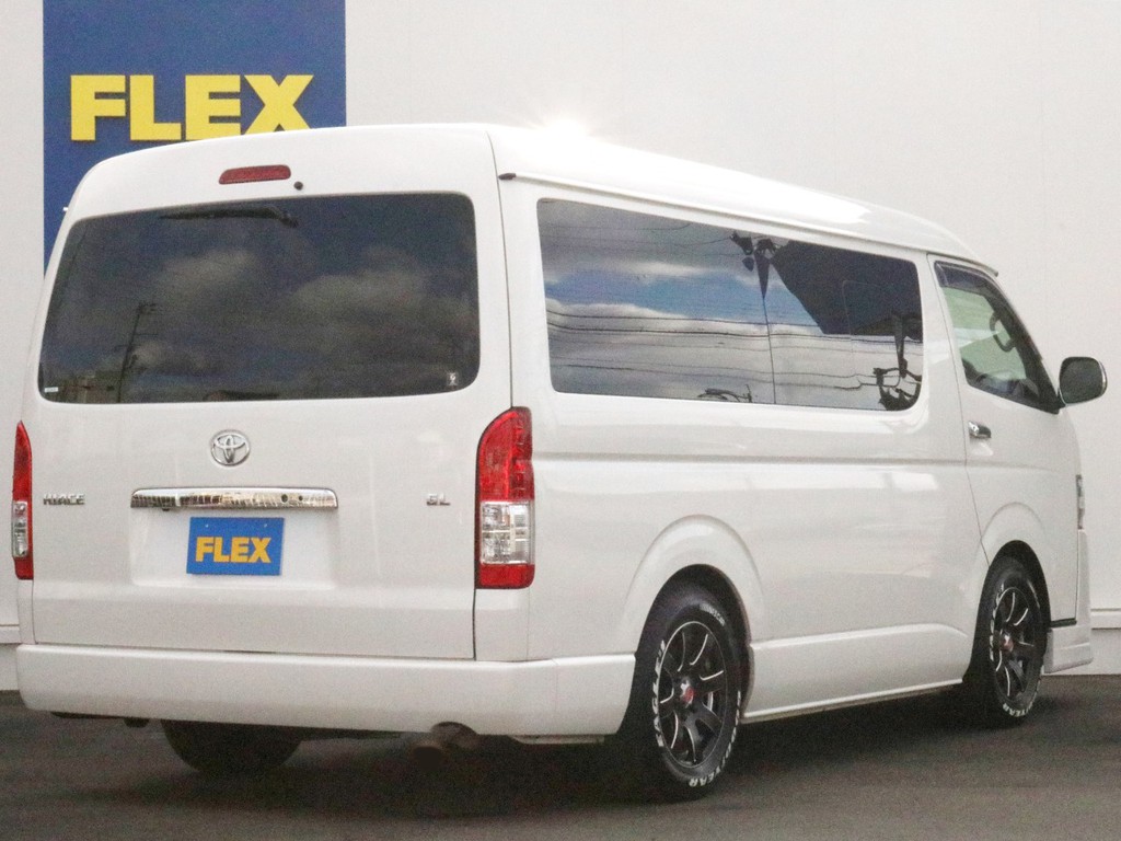 ハイエースの事ならFLEXハイエース神戸店へ！　新車中古車販売は勿論、経費が使えるリースやローンを使った販売など新たなハイエースライフを始めるお手伝いを致します！