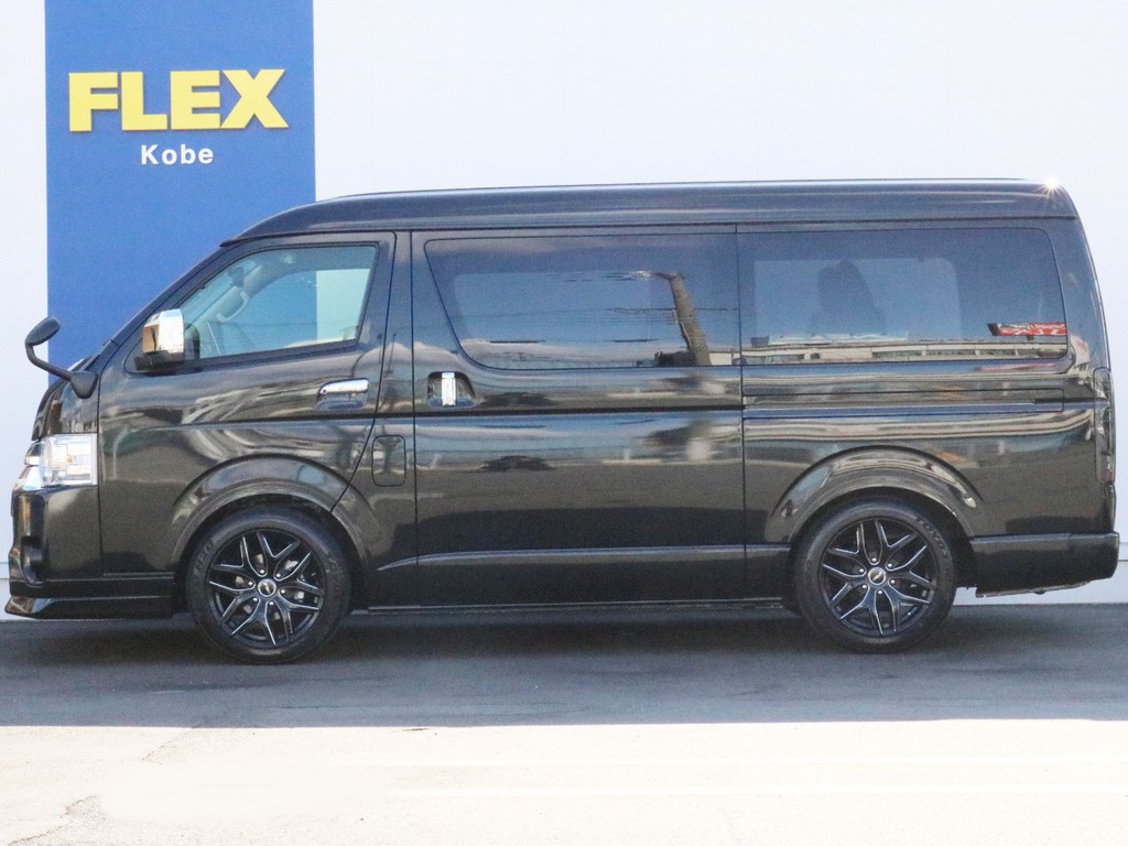 1.5インチローダウン施工済み！　車高が低くなることによって日々の乗り降りが少し楽になり、高さ制限のある場所への乗り入れが少し楽になります。
