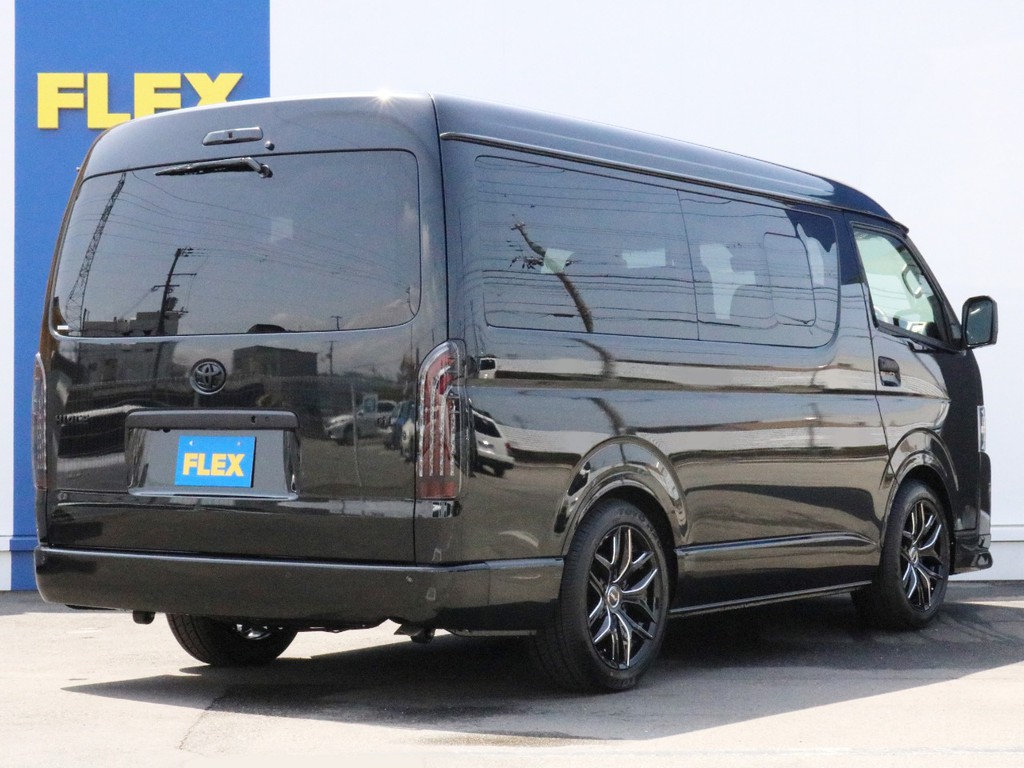 ハイエースの事なら専門店のFLEXハイエース神戸店へ！　新車中古車販売は勿論、経費が使えるリースやローンを使った販売など新たなハイエースライフを始めるお手伝いを致します！