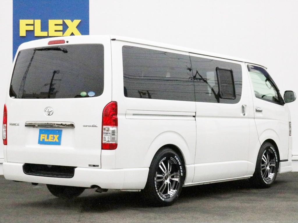 ハイエースの事なら専門店のFLEXハイエース神戸店へ！　新車中古車販売は勿論、経費が使えるリースやローンなど新たなハイエースライフを始めるお手伝いを致します！
