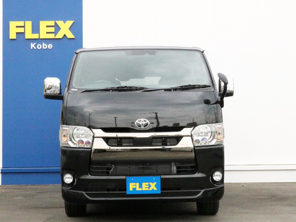 ハイエースVディーゼルターボ4WDダークプライムⅡ特別仕様車でお出かけしましょう！　ベッドキットType2搭載で車中泊対応の一台！　現車がある今がチャンスです！　お求めは専門店のFLEX神戸店まで！