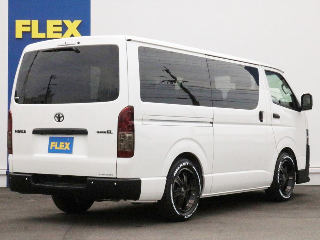 ハイエースの事なら専門店のFLEXハイエース神戸店へ！　新車中古車販売は勿論、経費が使えるリースやローンなど新たなハイエースライフを始めるお手伝いを致します！