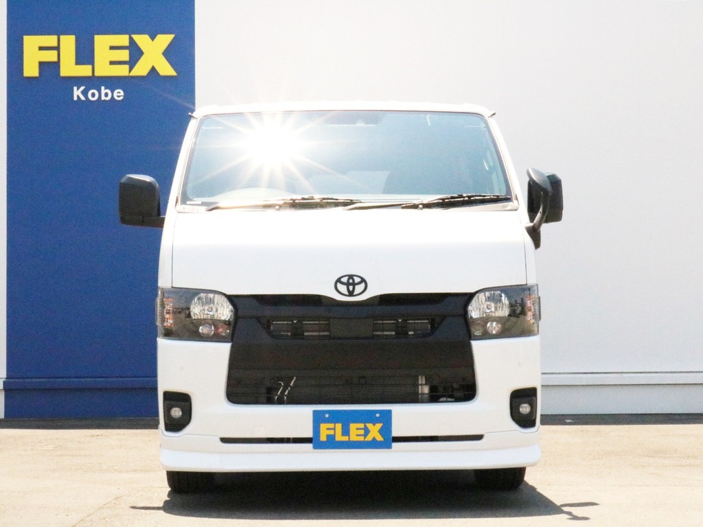 新車外し　ボンネットフード　ハイエース　200系　070 新車外し TOYOTA HIACE 200系 ハイエース純正ボンネット フード