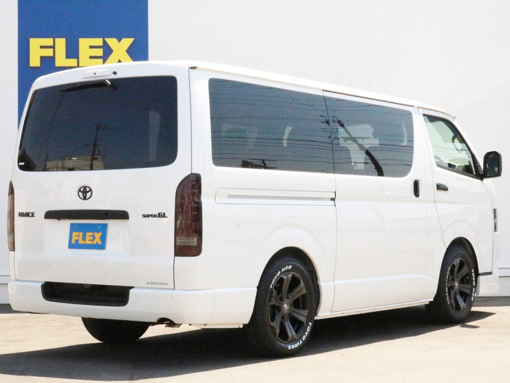ハイエースの事なら専門店のFLEXハイエース神戸店へ！　新車中古車販売は勿論、経費が使えるリースやローンを使った販売など新たなハイエースライフを始めるお手伝いを致します！