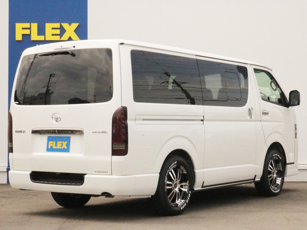ハイエースの事なら専門店のFLEXハイエース神戸店へ！　新車中古車販売は勿論、経費が使えるリースやローンを使った販売など新たなハイエースライフを始めるお手伝いを致します！