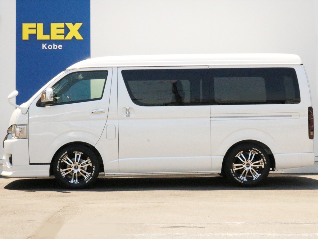 1.5インチローダウン施工済み！　車高が低くなることによって日々の乗り降りが少し楽になり、高さ制限のある場所への乗り入れも楽になります。車高公認取得するので継続車検の際にも安心です！