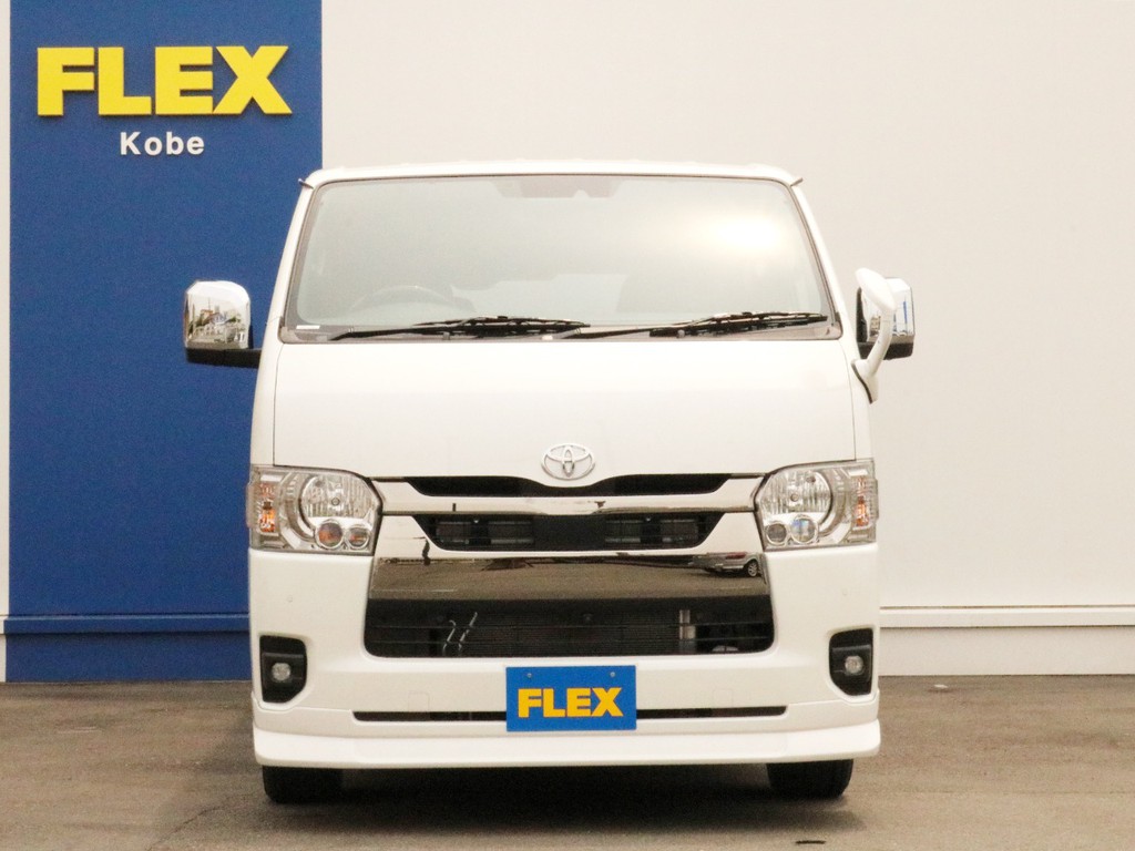 ハイエースVディーゼルターボ2WDダークプライムⅡ特別仕様車でお出かけしましょう！　ベッドキットType2搭載で車中泊対応の一台！　ご来店お問い合わせは、専門店のFLEX神戸店まで！