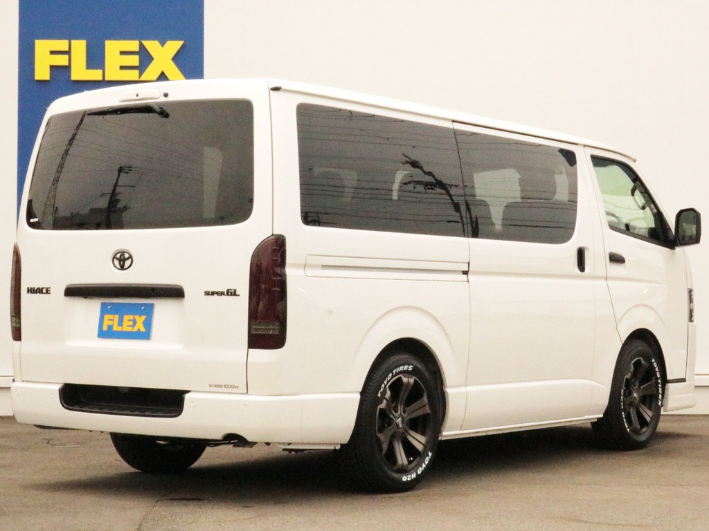 ハイエースの事なら専門店のFLEXハイエース神戸店へ！　新車中古車販売は勿論、経費が使えるリースやローンを使った販売など新たなハイエースライフを始めるお手伝いを致します！