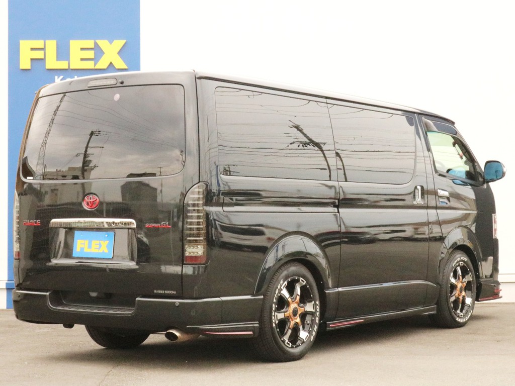 ハイエースの事なら専門店のFLEXハイエース神戸店へ！　新車中古車販売は勿論、経費が使えるリースやローンを使った販売など新たなハイエースライフを始めるお手伝いを致します！