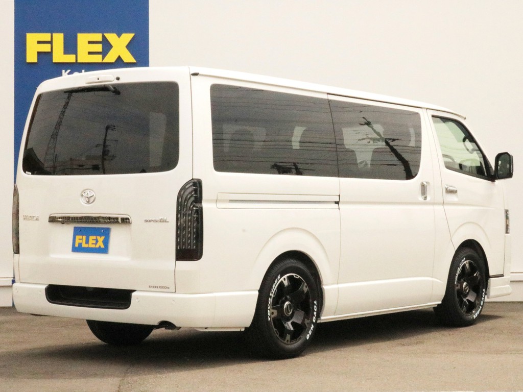 ハイエースの事なら専門店のFLEXハイエース神戸店へ！　新車中古車販売は勿論、経費が使えるリースやローンを使った販売など新たなハイエースライフを始めるお手伝いを致します！