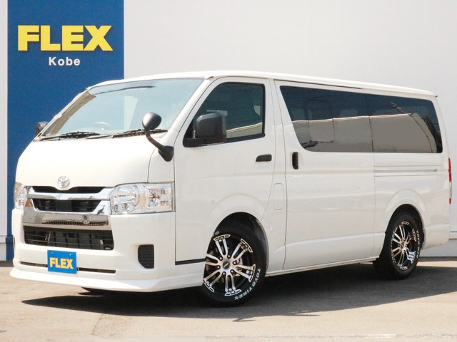 ☆未登録新車☆　ハイエースVディーゼルターボ2WD DX GLパッケージにカスタムパーツを多数装着した【ライトカスタムパッケージ】が完成！