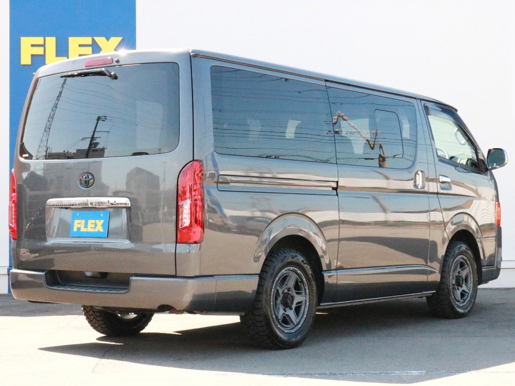 ハイエースの事なら専門店のFLEXハイエース神戸店へ！　新車中古車販売は勿論、経費が使えるリースやローンを使った販売など新たなハイエースライフを始めるお手伝いを致します！