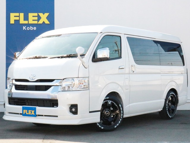 ☆未登録新車☆　10人乗りワゴンGLガソリン2WDが神戸店に入庫しました！　標準シート配列のまま、FLEXアイテムを中心にカスタムパーツを多数装着した一台！　全国陸送納車可能です！
