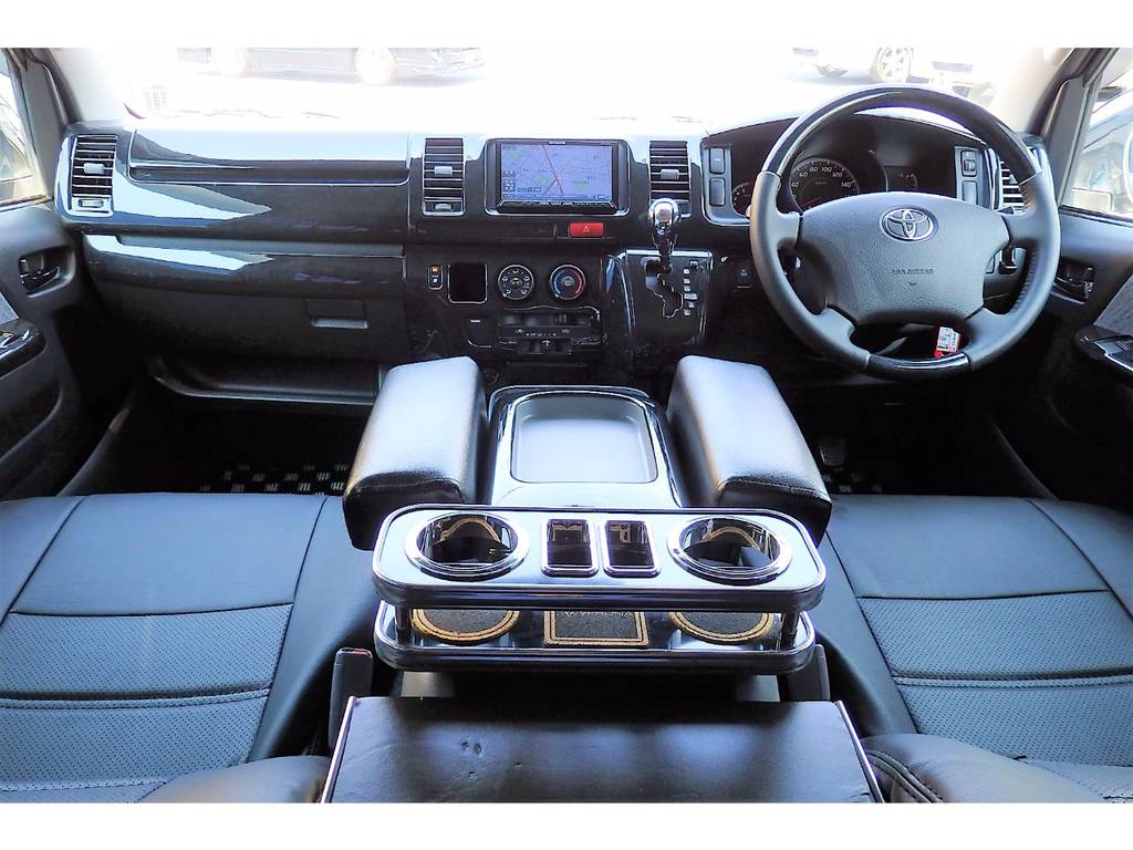 ドライブが楽しくなっちゃう車がまた一台入庫いたしました♪