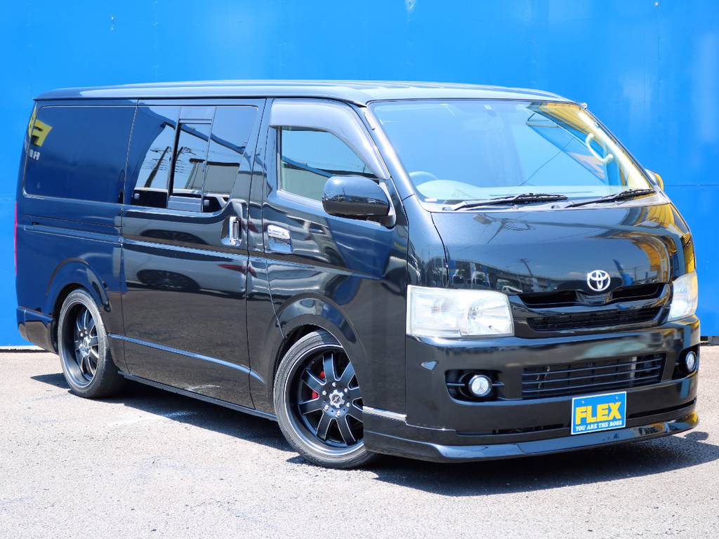 【ハイエース＆レジアスエース最大級専門店】豊富な在庫の中からライフスタイルに合ったお車をご提案いたします！