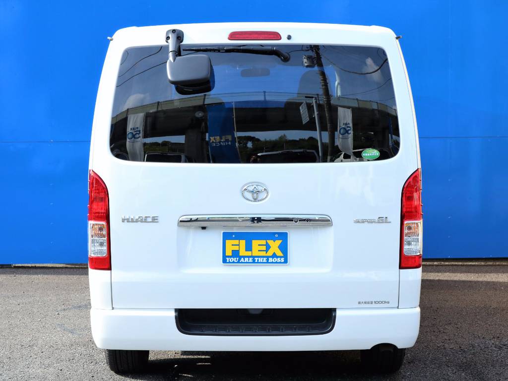 【ハイエース＆レジアスエース最大級専門店】豊富な在庫の中からライフスタイルに合ったお車をご提案いたします！