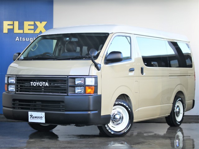 平成28年式　ハイエースワゴンGL　ガソリン４WD　ミドルルーフ　リノカコーストライン角目4灯