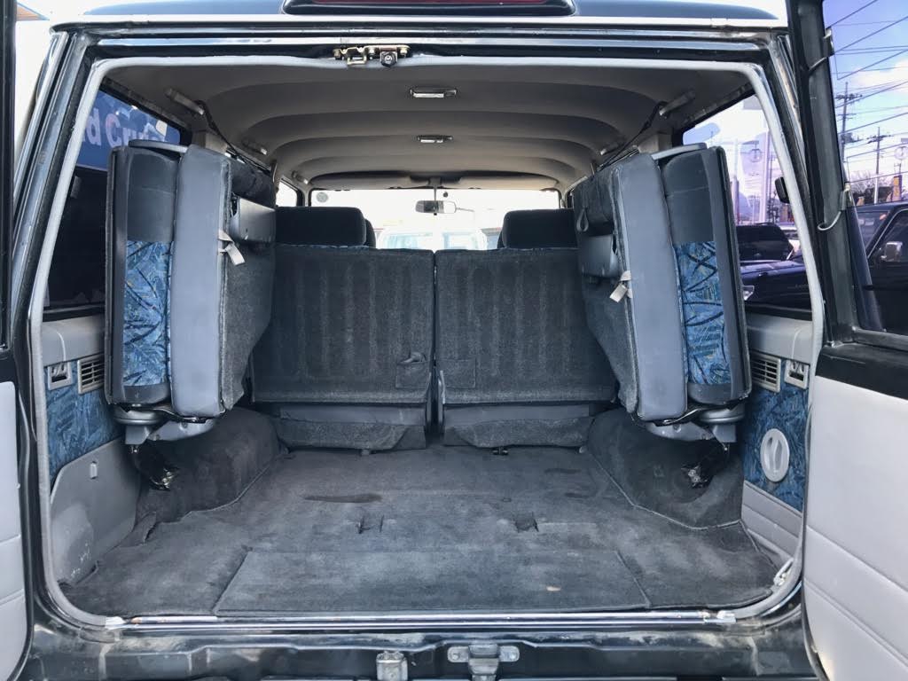 荷室は広々お使い頂けるスペースがございます☆