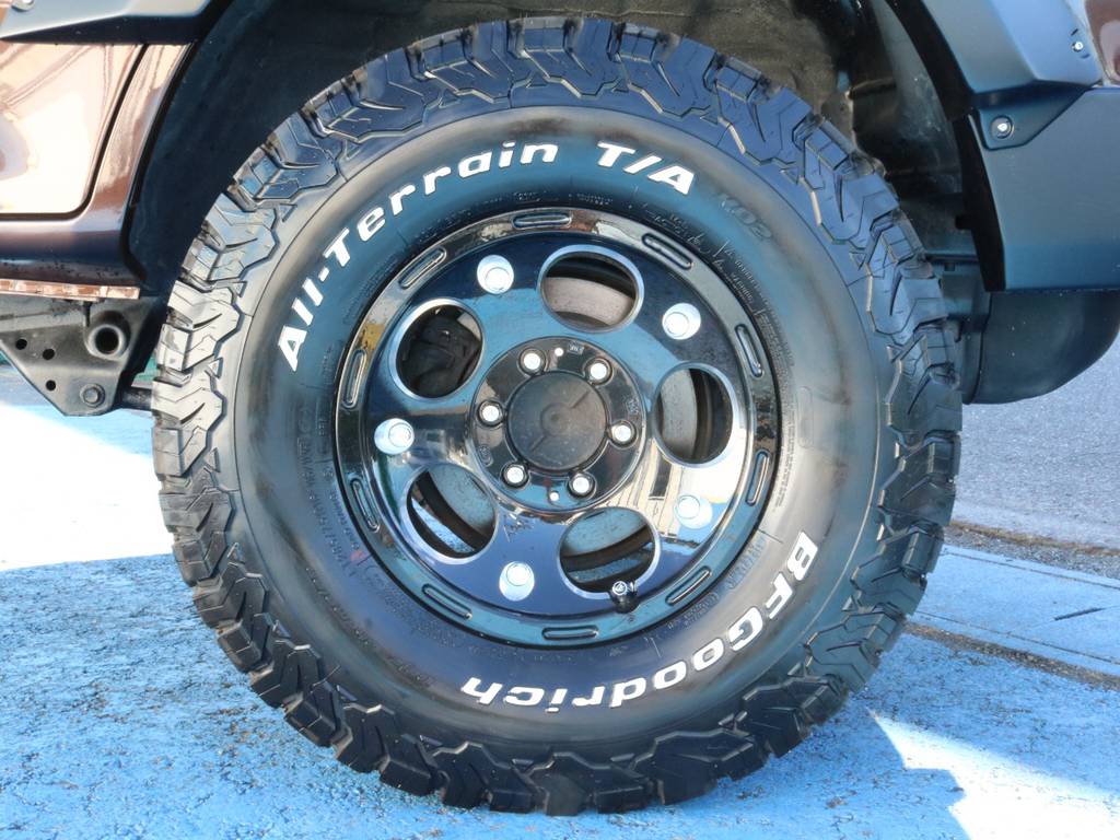 新品ＭＧ　ＤＥＭＯＮ１６インチＡＷ☆新品ＢＦＧ２８５ＫＯ２タイヤ☆
