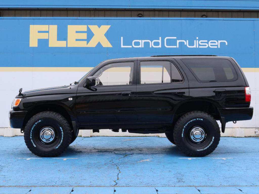 左側面もキレイに保たれております☆