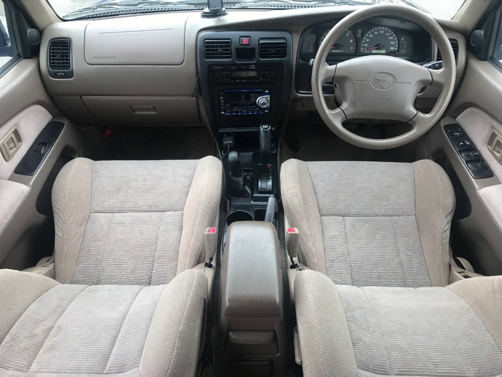 ベージュ基調☆キレイに保たれております☆