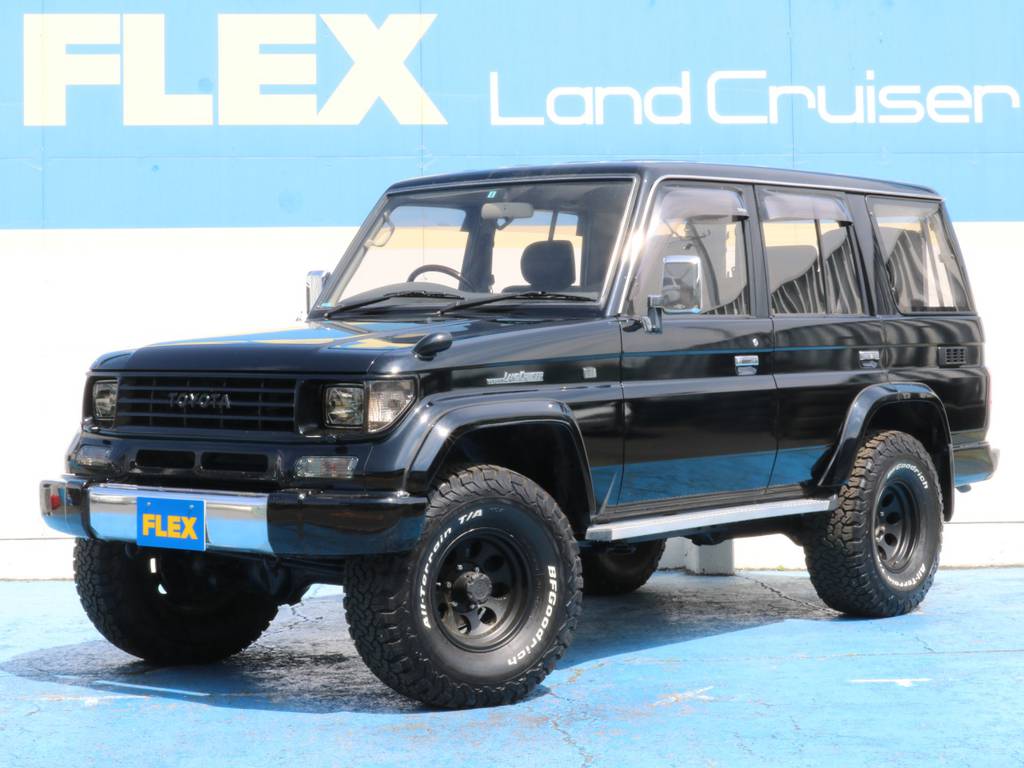 オールペイントブラック☆新品２インチリフトアップ☆社外１５インチＡＷ☆新品ＢＦＧ３３ＫＯ２タイヤ☆ブラックグリル☆新品灯火類☆新品ＬＥＤテール☆ブラックシートカバー☆新品オーディオ☆