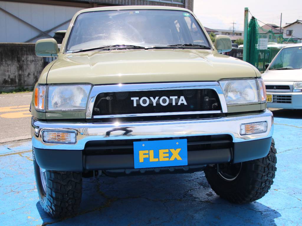 迫力のフロントフェイス☆オリジナルＴＯＹＯＴＡグリル☆