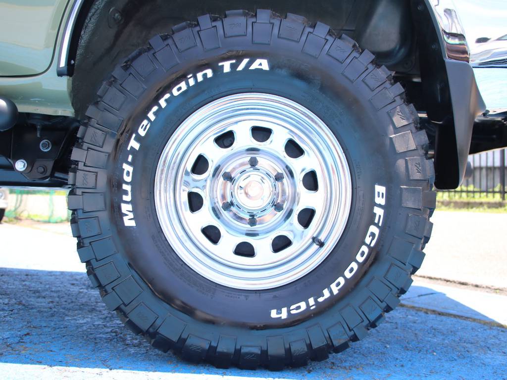 新品デイトナ１６インチＡＷ☆新品ＢＦＧ２５５ＫＭ２タイヤ☆