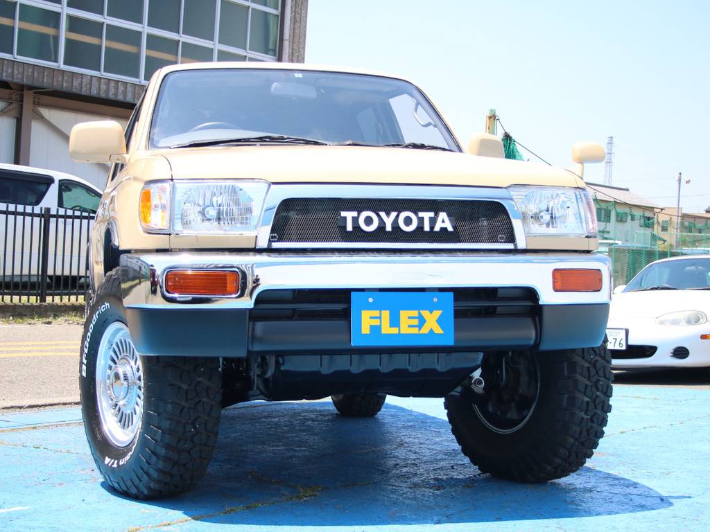 迫力のフロントフェイス☆ＴＯＹＯＴＡグリル☆