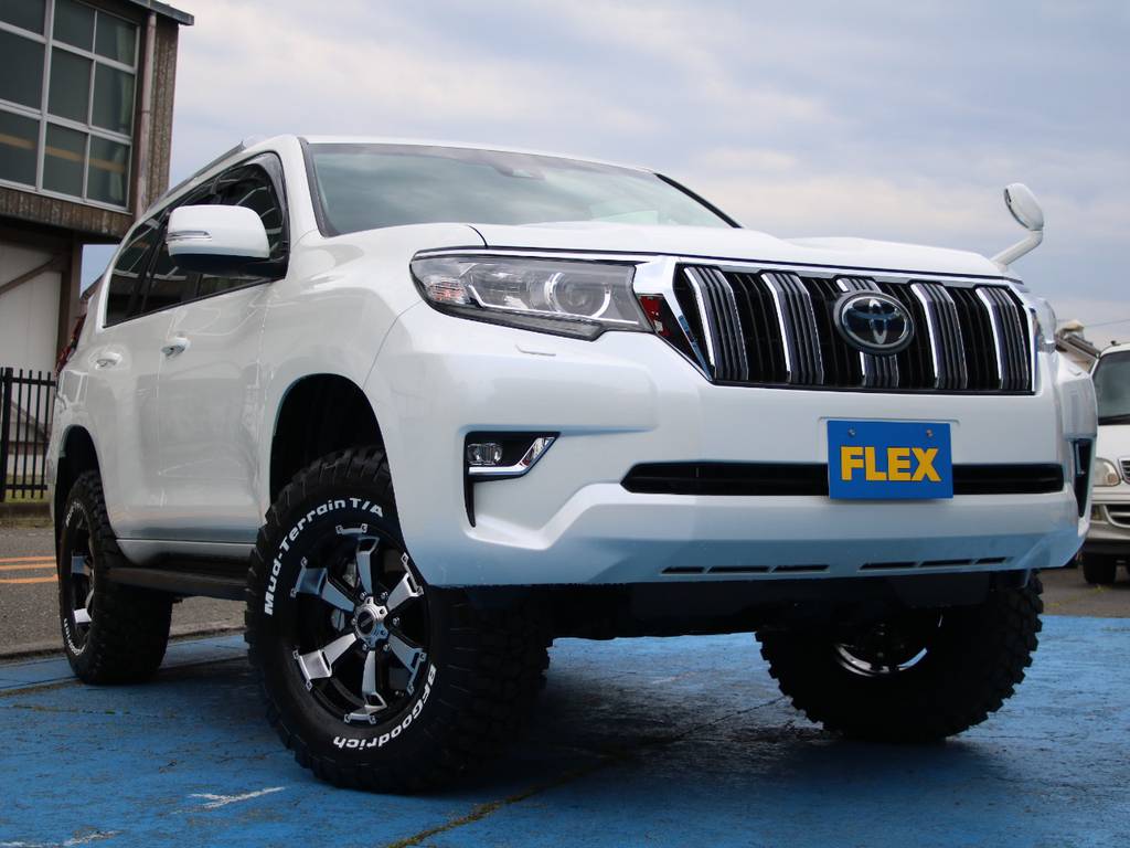 新車未登録、新型１５０プラド新入庫です☆