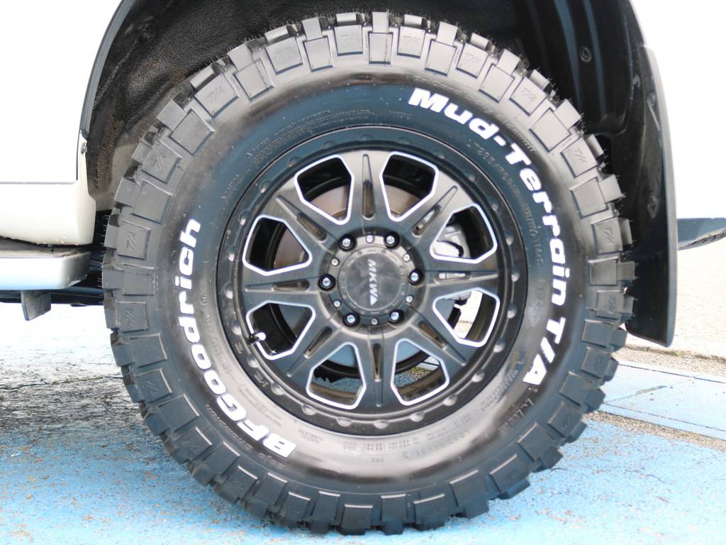 ＭＫＷ１７インチＡＷ☆新品ＢＦＧ２８５ＫＭ２タイヤ☆