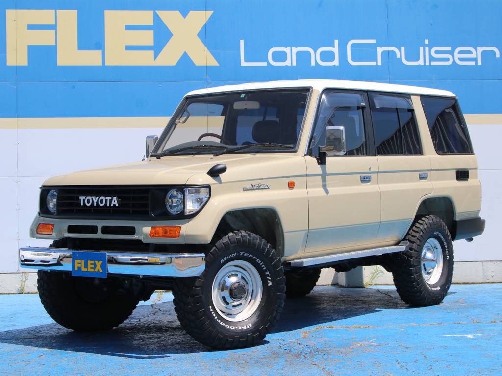 ＮＥＷペイントベージュ（ルーフホワイト）☆新品丸目換装☆新品２インチＵＰ☆輸出用１５インチホイール（ホワイトペイント）☆ＢＦＧ３３タイヤ☆新品灯火類☆新品メッキバンパー☆新品ブラックシートカバー☆
