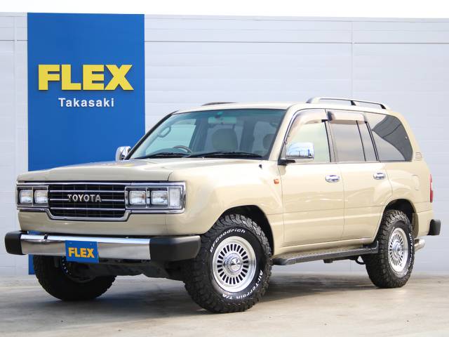 Ｒｅｎｏｃａ☆１０６☆６０フェイス換装☆ＮＥＷペイントベージュ☆新品ＤＥＡＮ１６インチ☆新品ＢＦＧ２３５タイヤ☆ガナドールマフラー☆オリジナルシートカバー☆新品パナソニックストラーダＳＤナビ☆ＥＴＣ☆