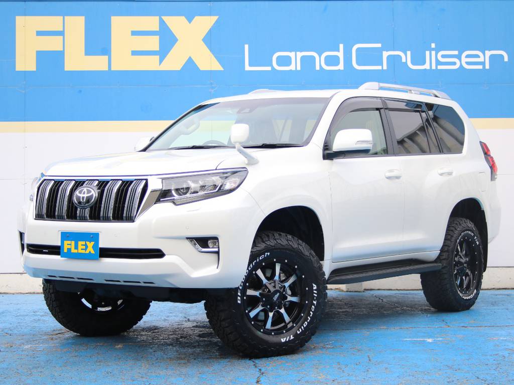 新車未登録☆ＴＸ５人乗り☆ディーゼルターボ☆新品２ＵＰ☆新品社外１８インチＡＷ☆新品ＢＦＧ２８５☆新品シートカバー☆新品カロッツェリアナビ☆新品バックカメラ、ＥＴＣ☆