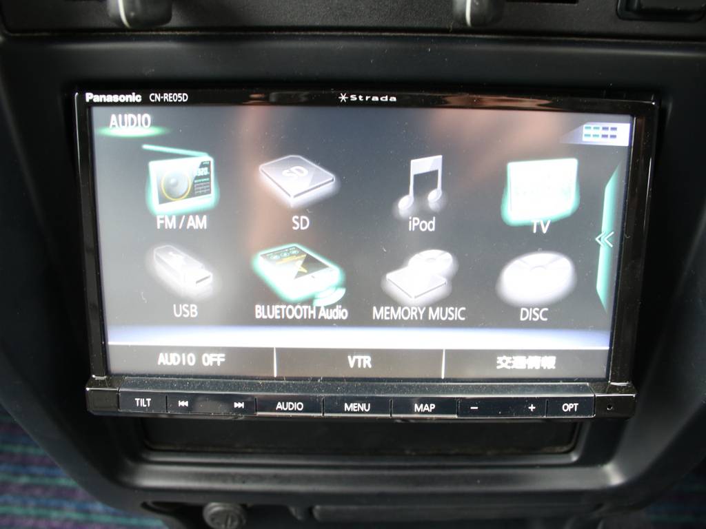 新品ストラーダＳＤナビ☆Ｂｌｕｅｔｏｏｔｈ対応です☆