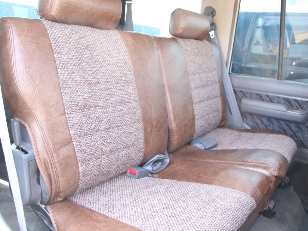 荷室は広々お使い頂けるスペースがございます☆