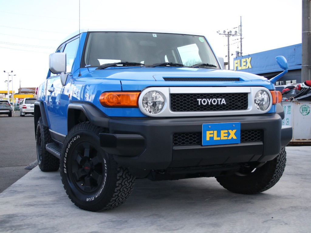 トヨタ Fjクルーザー 4 0 4wd 車探しなら中古車 新車の専門店flex フレックス へ