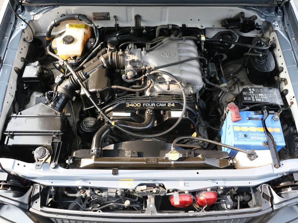 3400cc V6エンジン☆キレイに保たれております☆