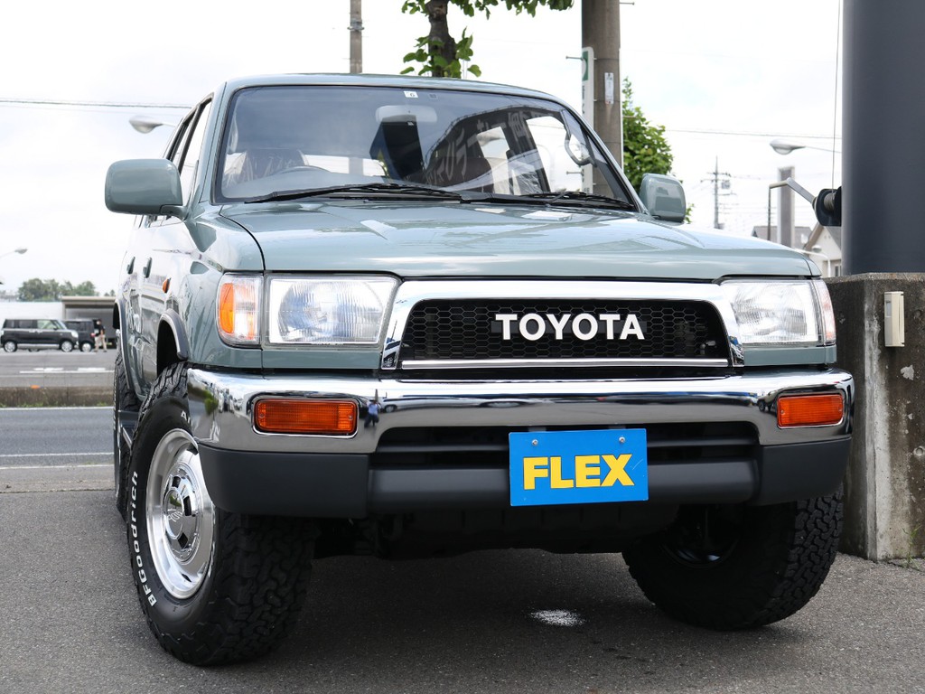 新品メッキバンパー☆新品TOYOTAグリル☆新品USコーナーランプ☆新品フェンダーアーチモール☆