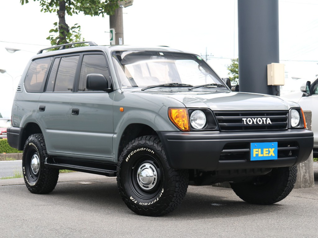 丸目×グレーでシックな印象☆オシャレカラー95プラド入庫致しました☆