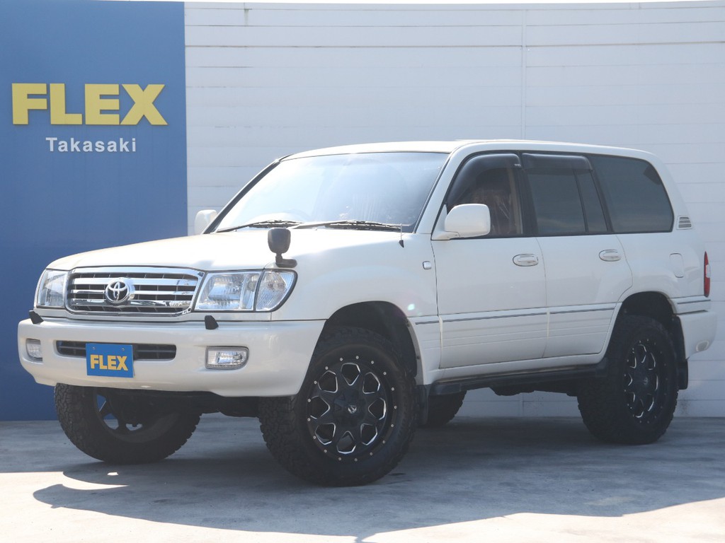 ユーザー買取車両☆希少ディーゼルターボ☆純正Ｐホワイト☆新品フォグランプ☆ＦＵＥＬ２０インチＡＷ☆ＢＦＧ２９５タイヤ☆サンルーフ☆サイバーナビ☆Ｂｌｕｅｔｏｏｔｈ接続可能です☆