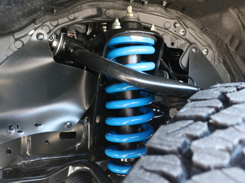 ＦＬＥＸ２インチリフトアップコイル☆オンロード重視となっていますので、乗り心地を損ないません☆